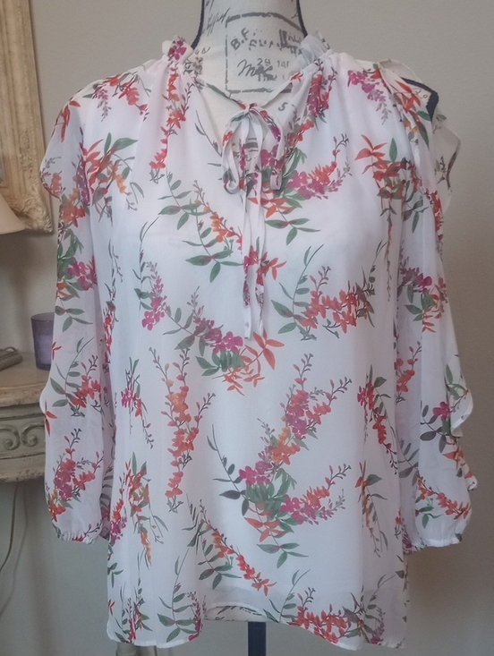 Worthington Tops - PRICE🔽 Worthington White Floral Tie-Neck Blouse with Pink & Green Print
